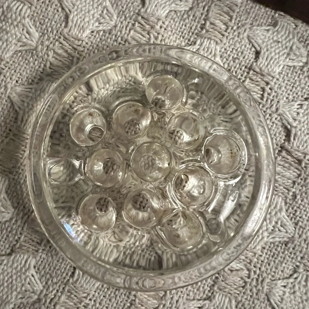 NO BRAND Classic *Vintage* MCM‎ Mid Century Modern 11 Hole Glass Flower Frog GUC